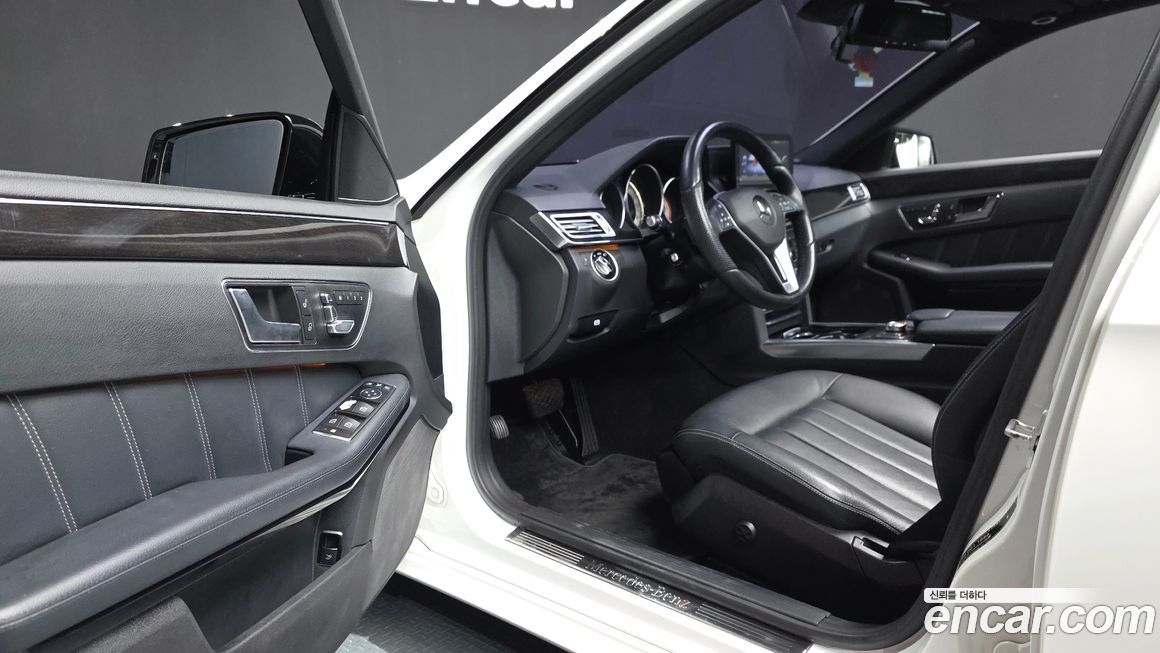 Mercedes-Benz E-Class 2015