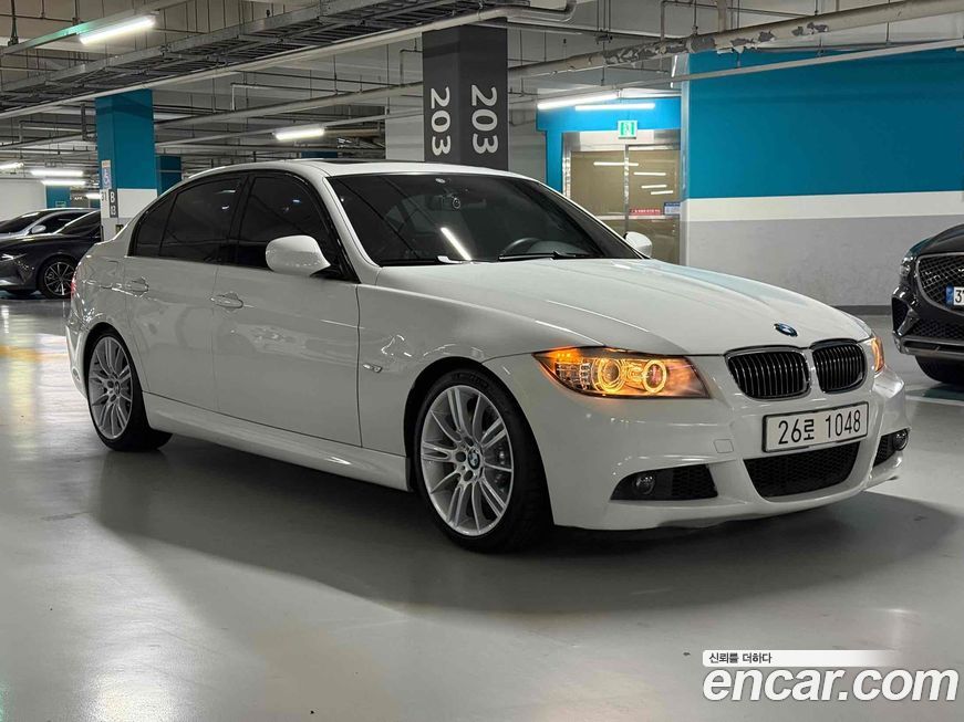 BMW 3-Series 2009