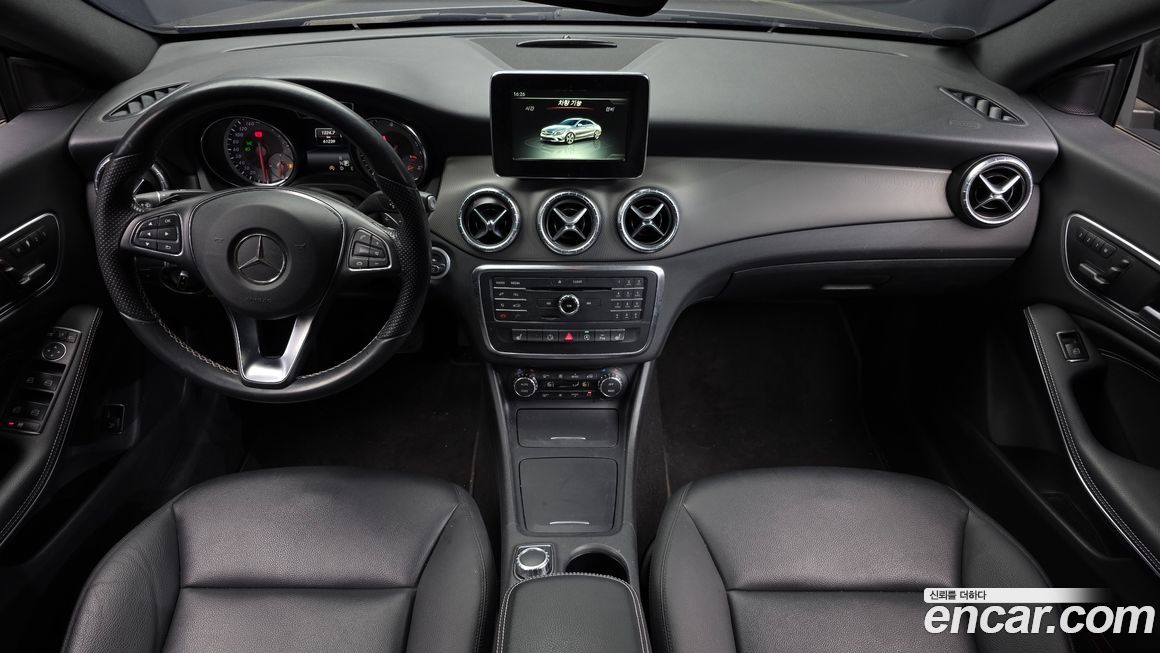 Mercedes-Benz CLA-Class 2015