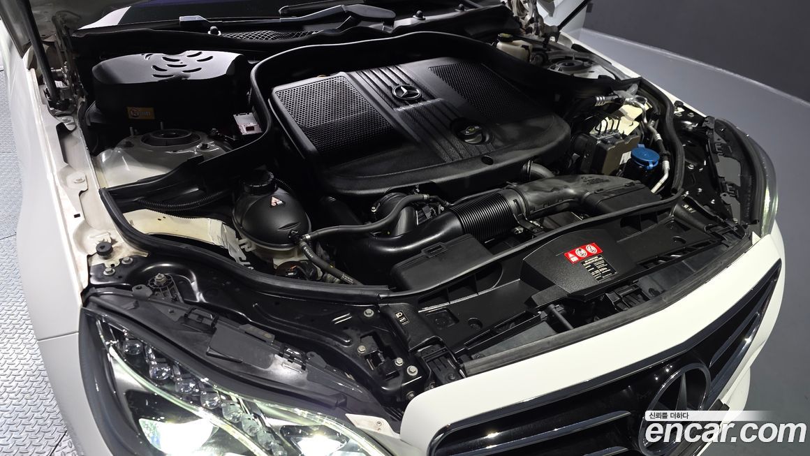 Mercedes-Benz E-Class 2015
