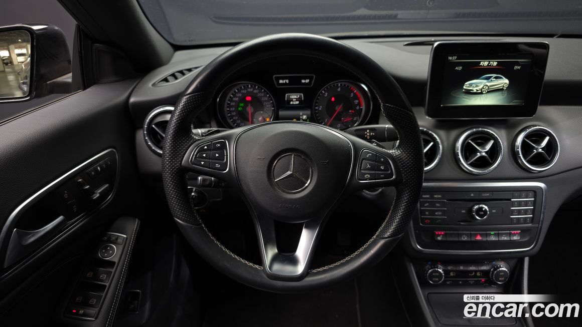 Mercedes-Benz CLA-Class 2015