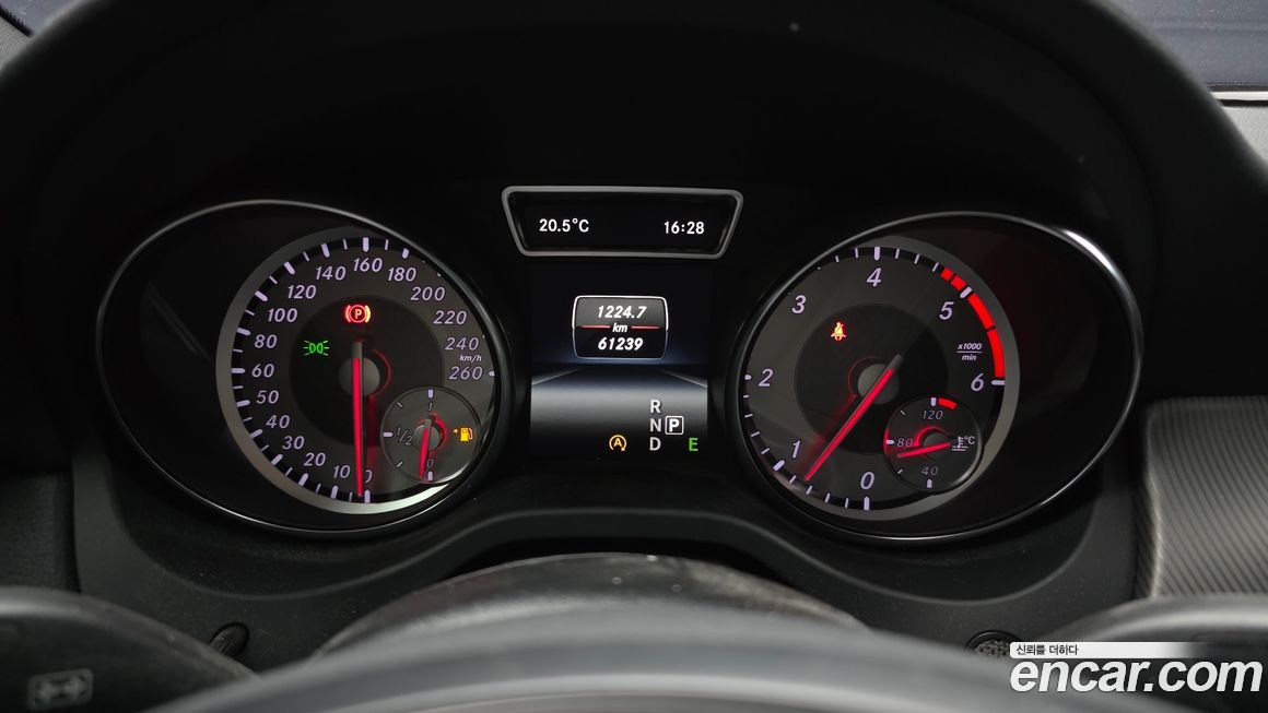 Mercedes-Benz CLA-Class 2015