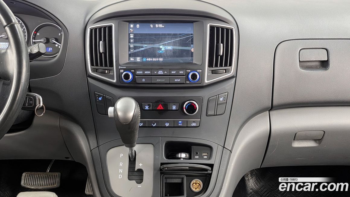 Hyundai Starex 2018