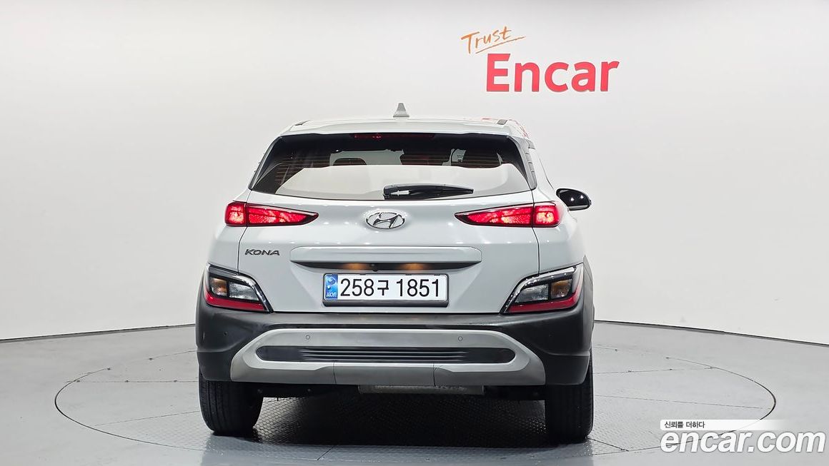 Hyundai Kona 2021