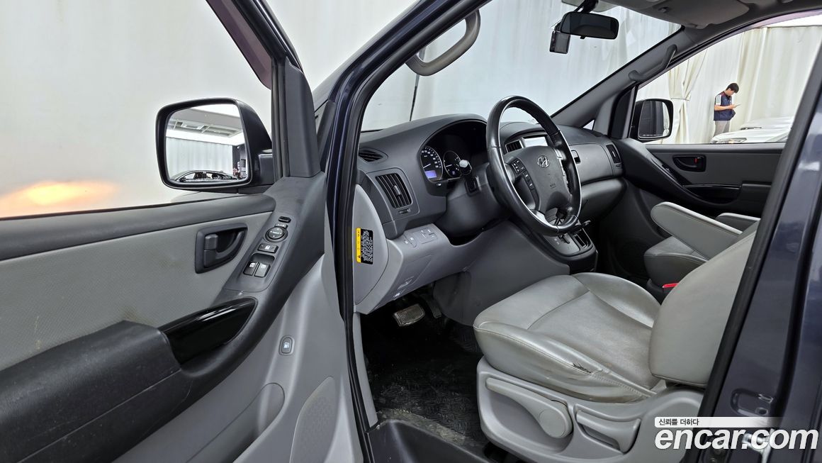 Hyundai Starex 2018