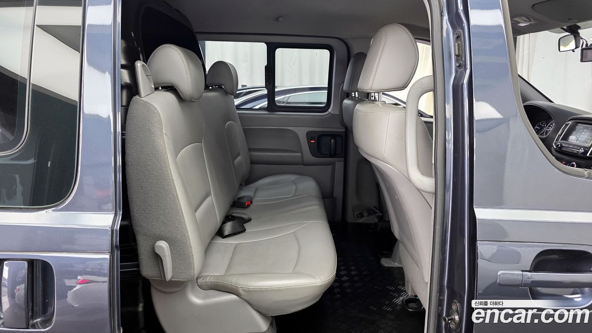 Hyundai Starex 2018
