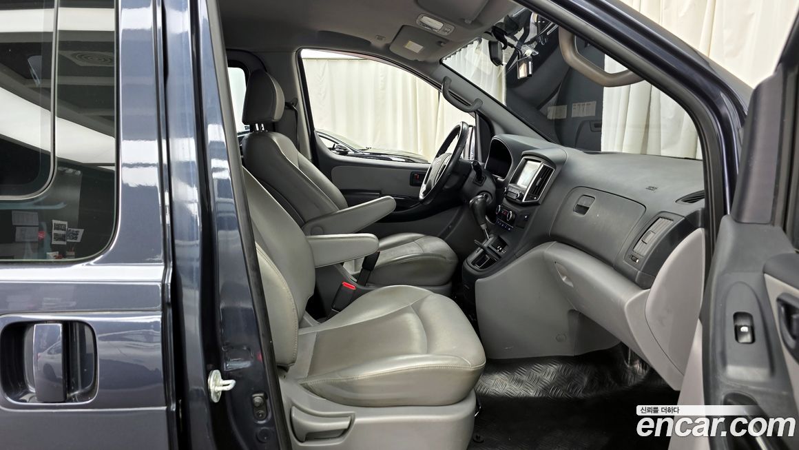 Hyundai Starex 2018