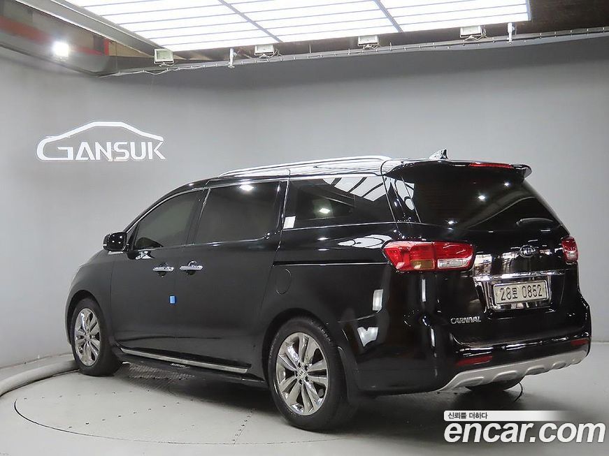 Kia Canival 2016