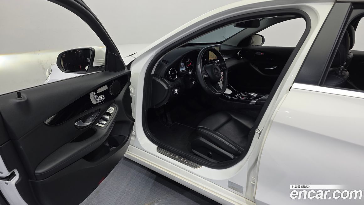 Mercedes-Benz C-Class 2017