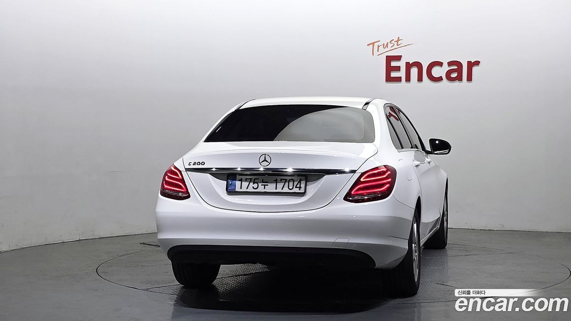 Mercedes-Benz C-Class 2017