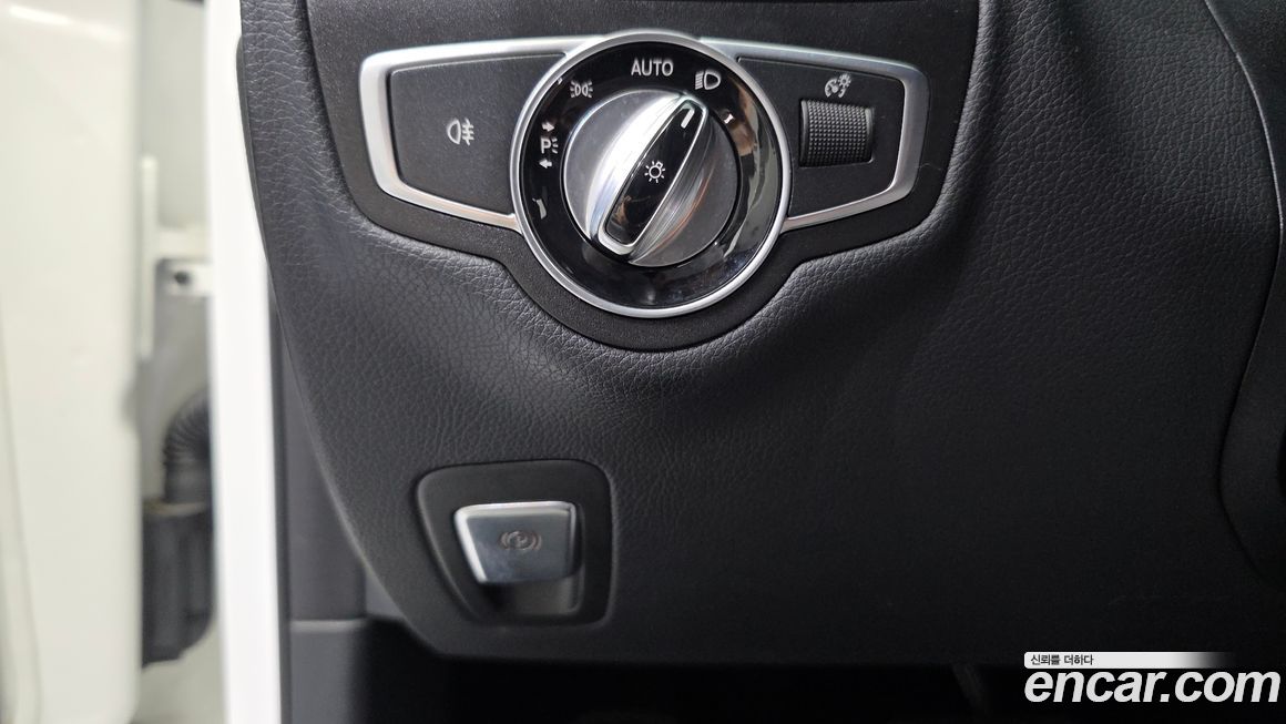Mercedes-Benz C-Class 2017
