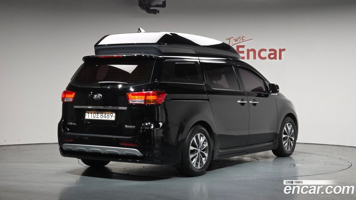 Kia Canival 2018