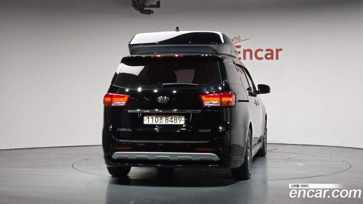 Kia Canival 2018