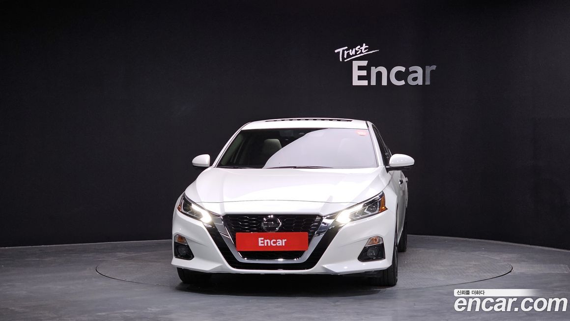Nissan Altima 2019
