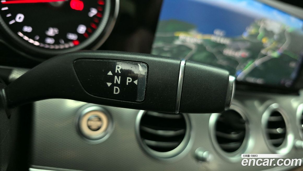 Mercedes-Benz E-Class 2018