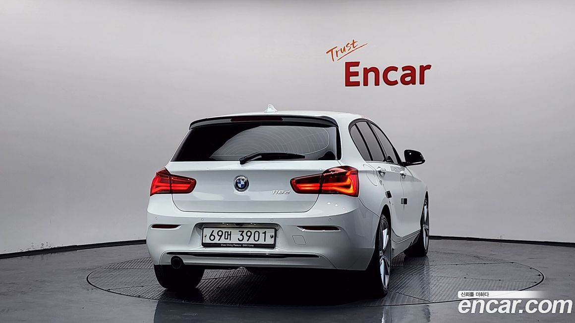 BMW 1-Series 2019