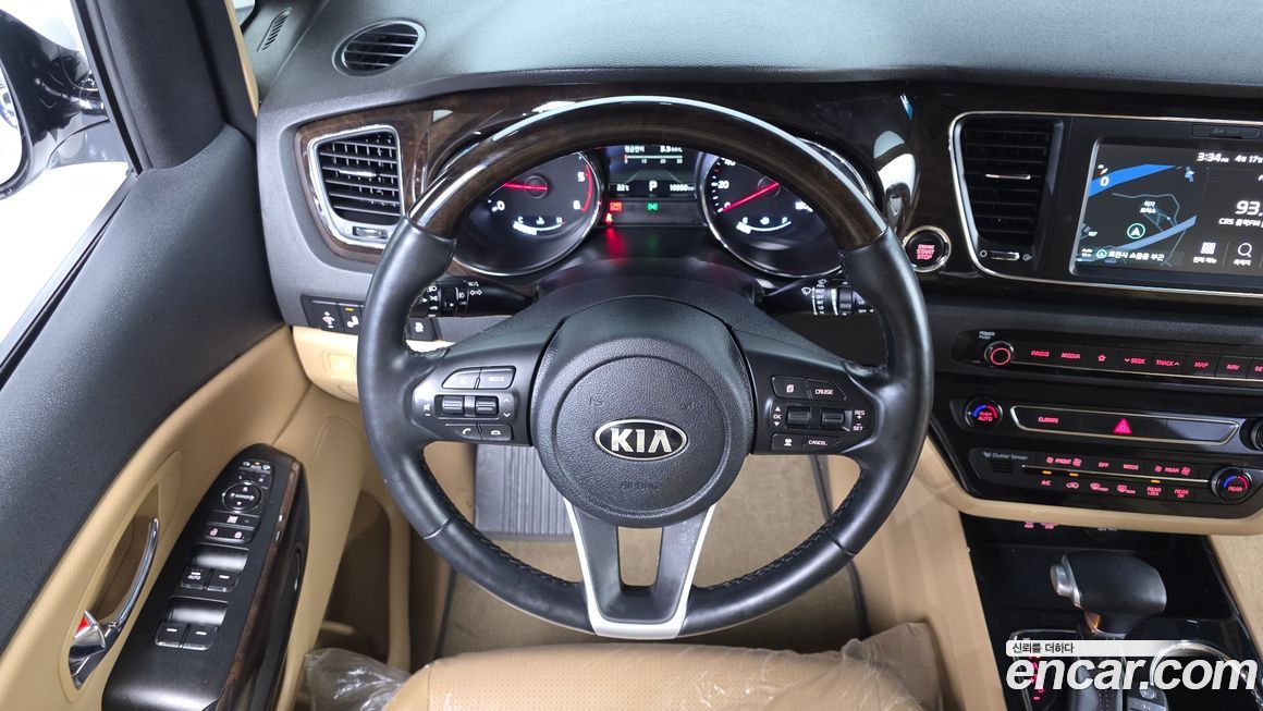 Kia Canival 2019