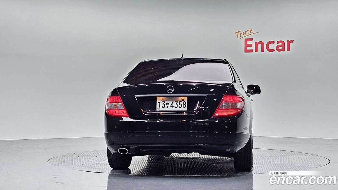 Mercedes-Benz C-Class 2008