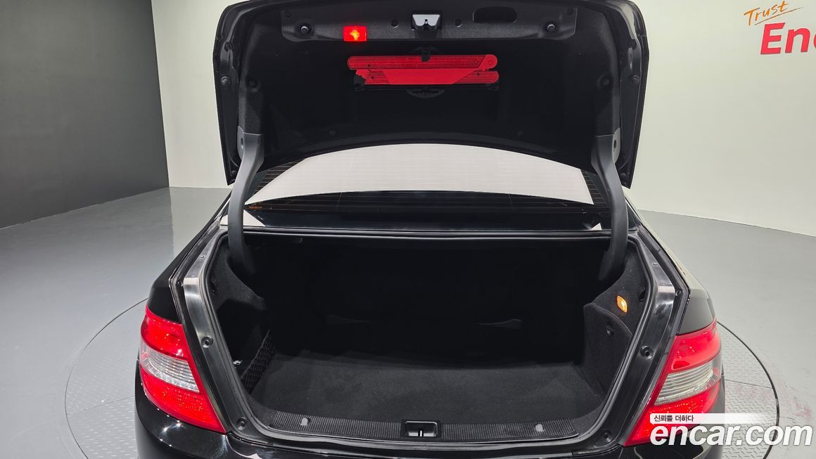 Mercedes-Benz C-Class 2008