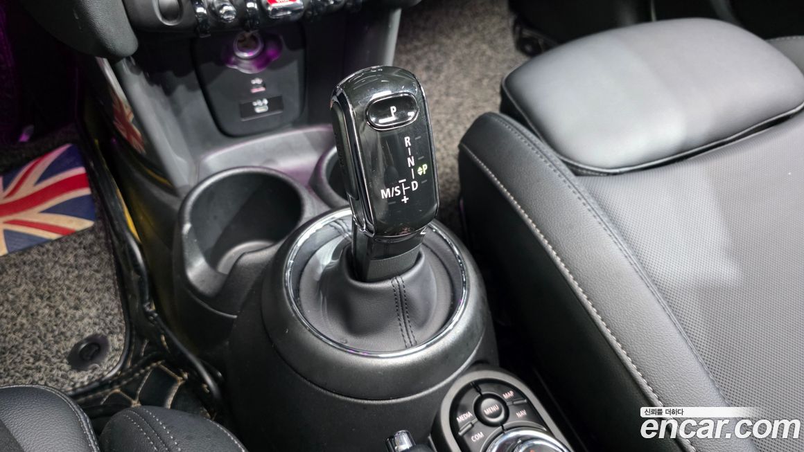 Mini Cooper 2021