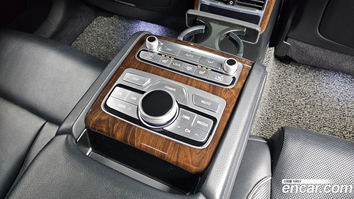 Kia K9 2019