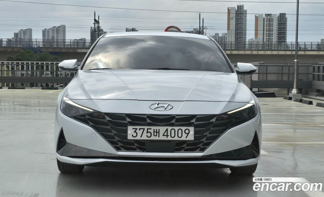 Hyundai AVANTE 2023