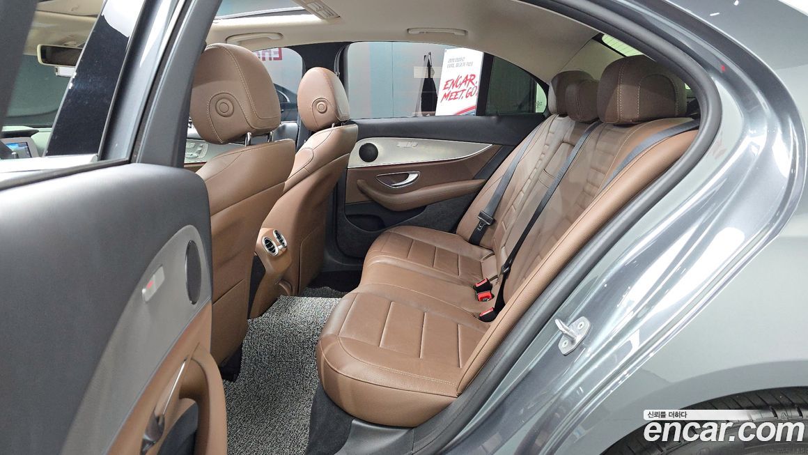 Mercedes-Benz E-Class 2018