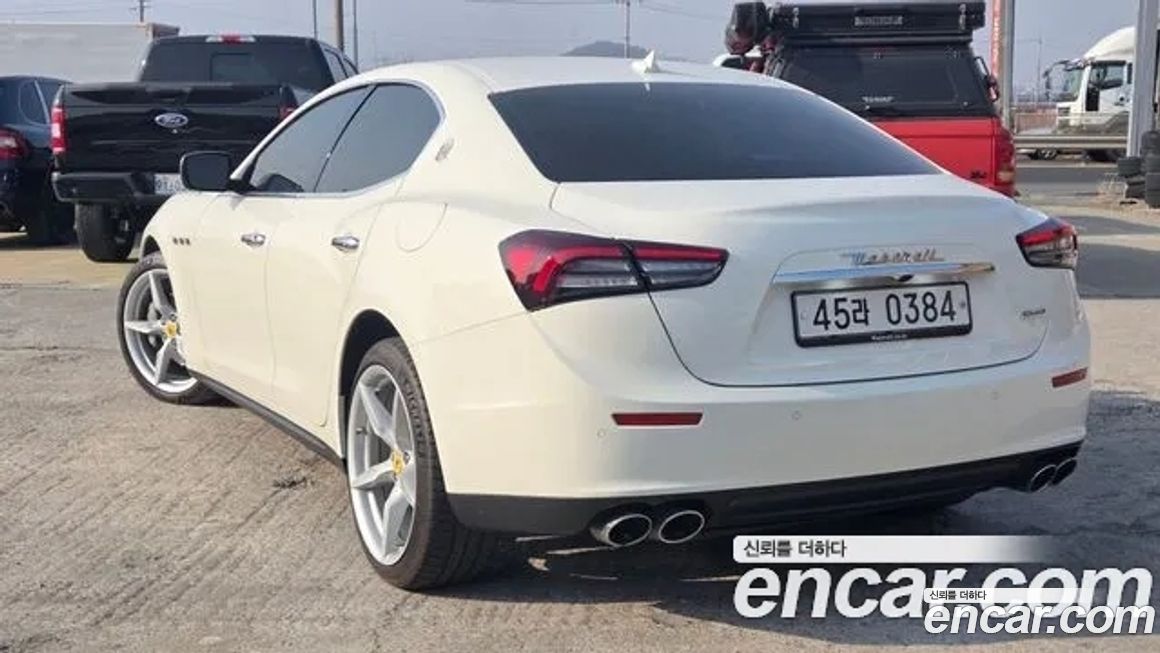 Maserati Ghibli 2016