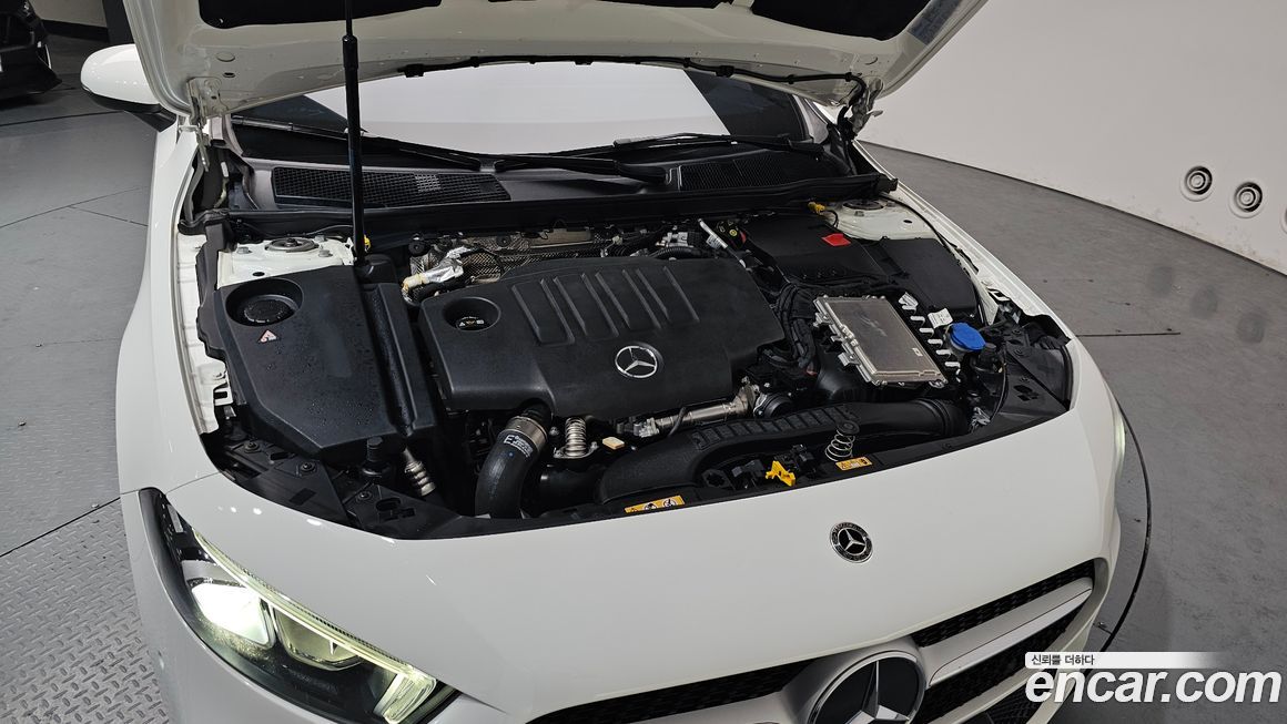 Mercedes-Benz A-Class 2021