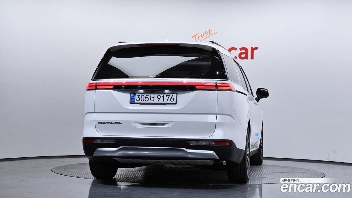 Kia Canival 2021