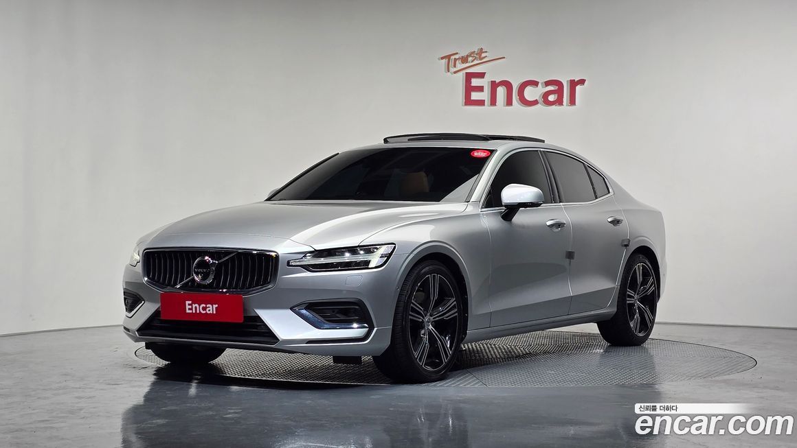 Volvo S60 2021