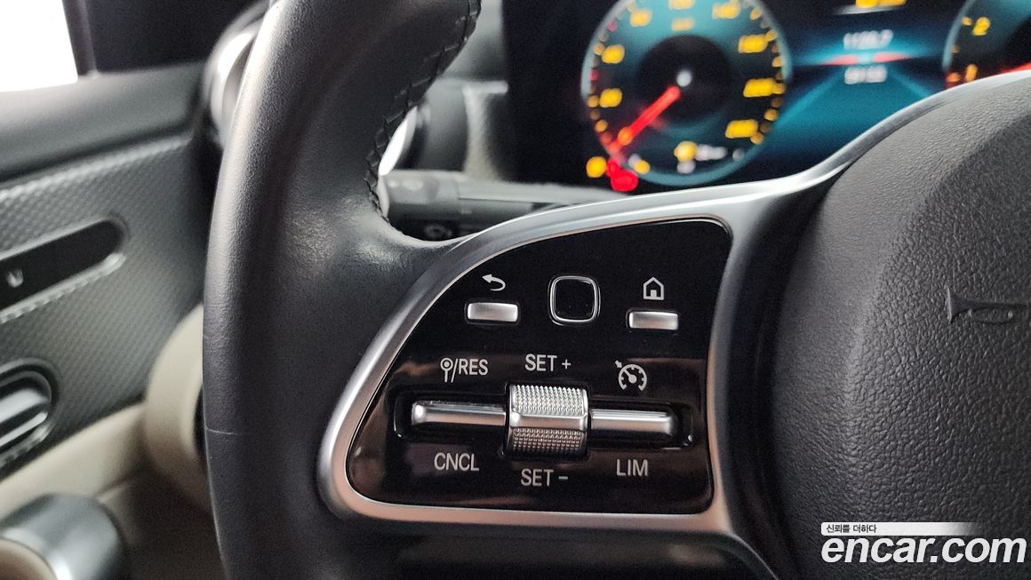 Mercedes-Benz A-Class 2021