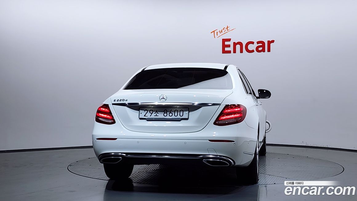 Mercedes-Benz E-Class 2019