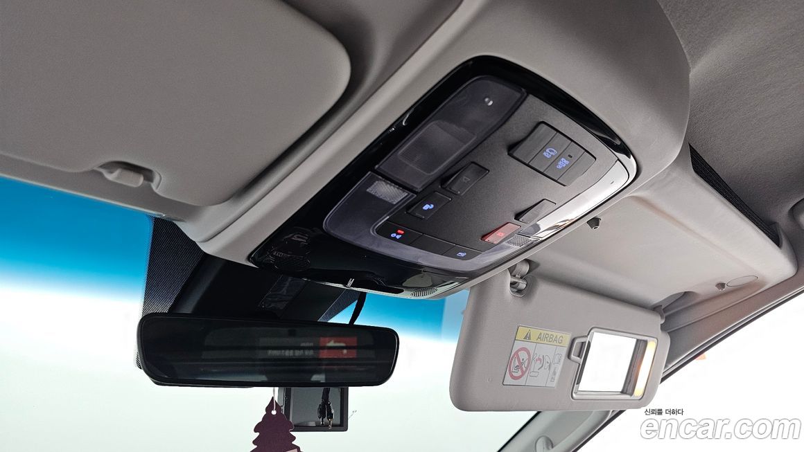Hyundai Staria 2022