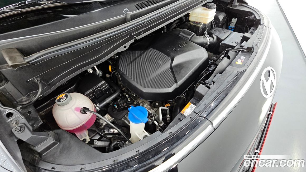 Hyundai Staria 2022