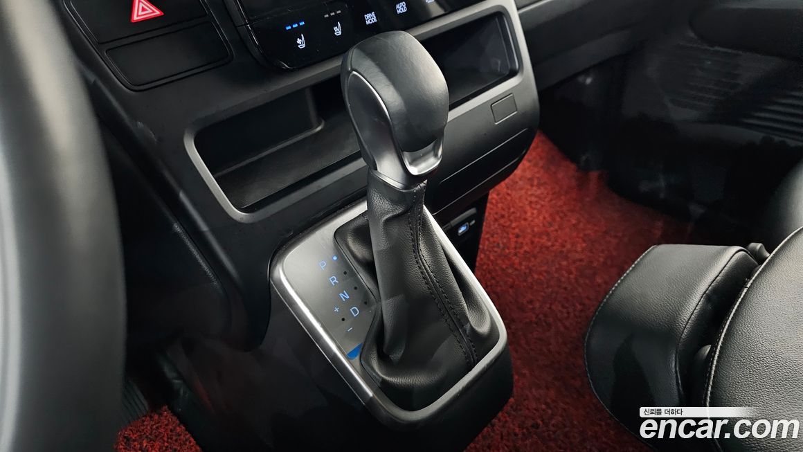 Hyundai Staria 2022