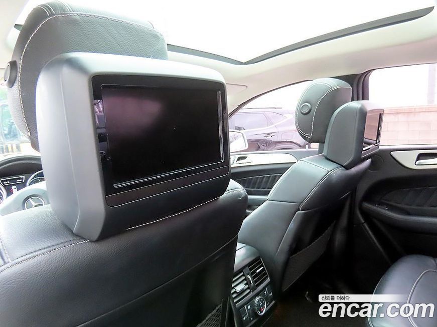 Mercedes-Benz GLE-Class 2017