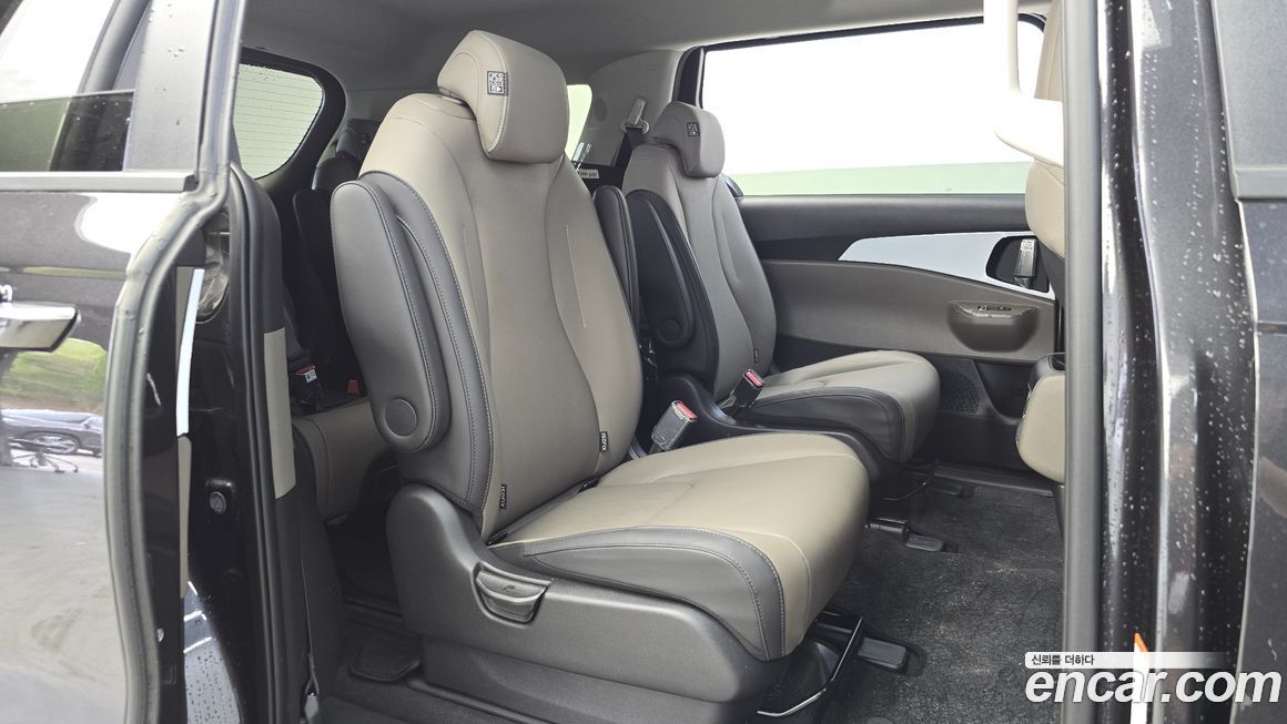 Kia Canival 2024