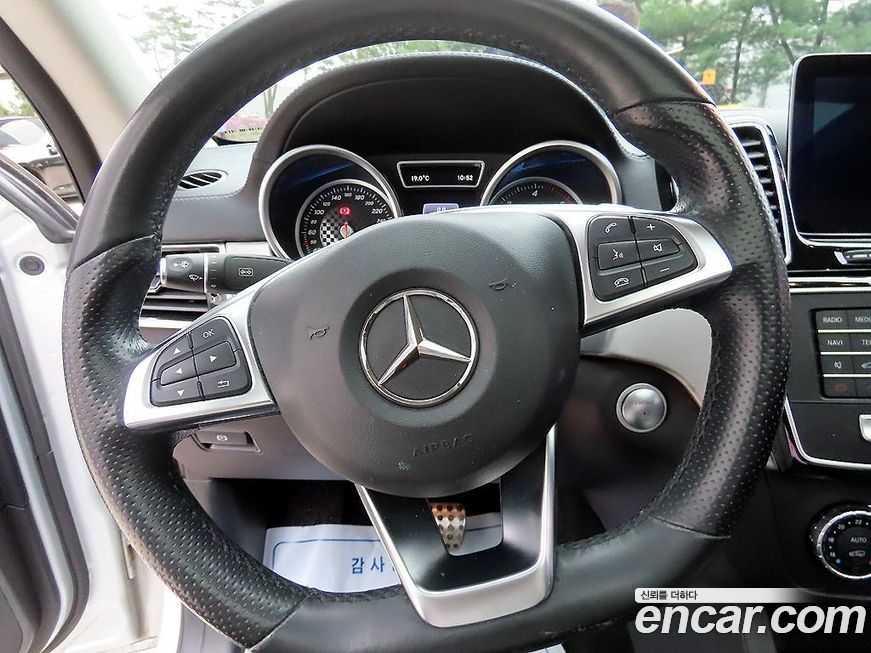 Mercedes-Benz GLE-Class 2017