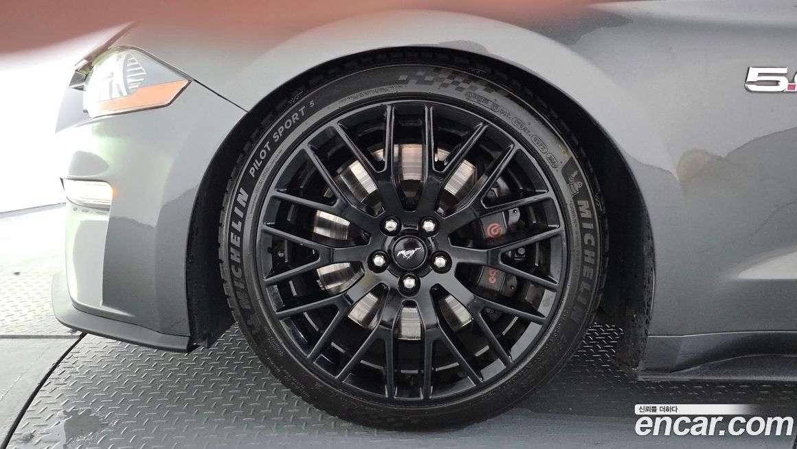 Ford Mustang 2019