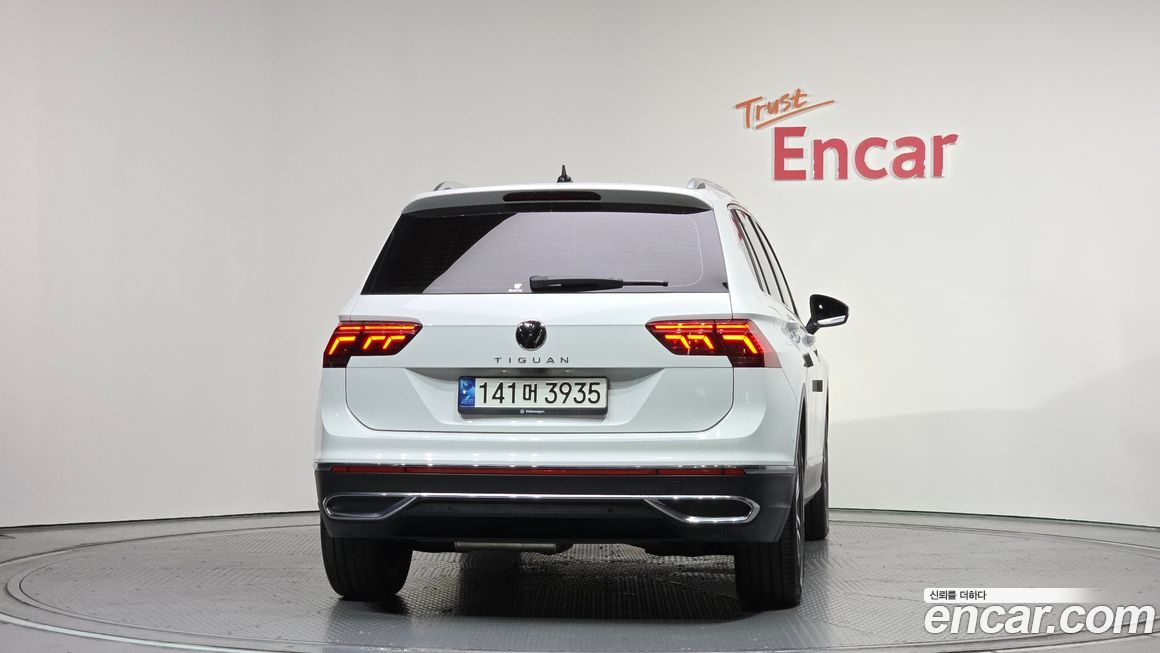 Volkswagen Tiguan 2021