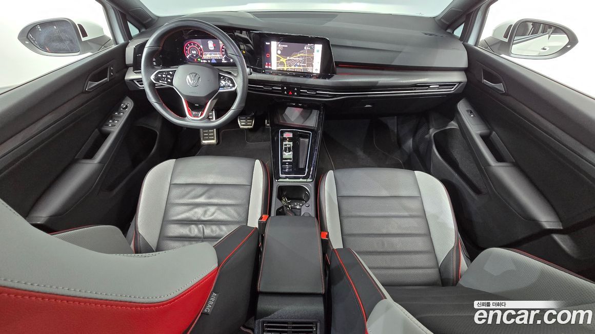 Volkswagen Golf 2024