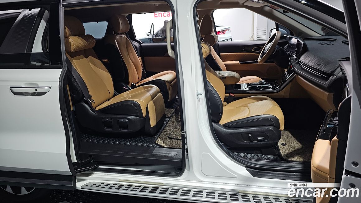 Kia Canival 2021