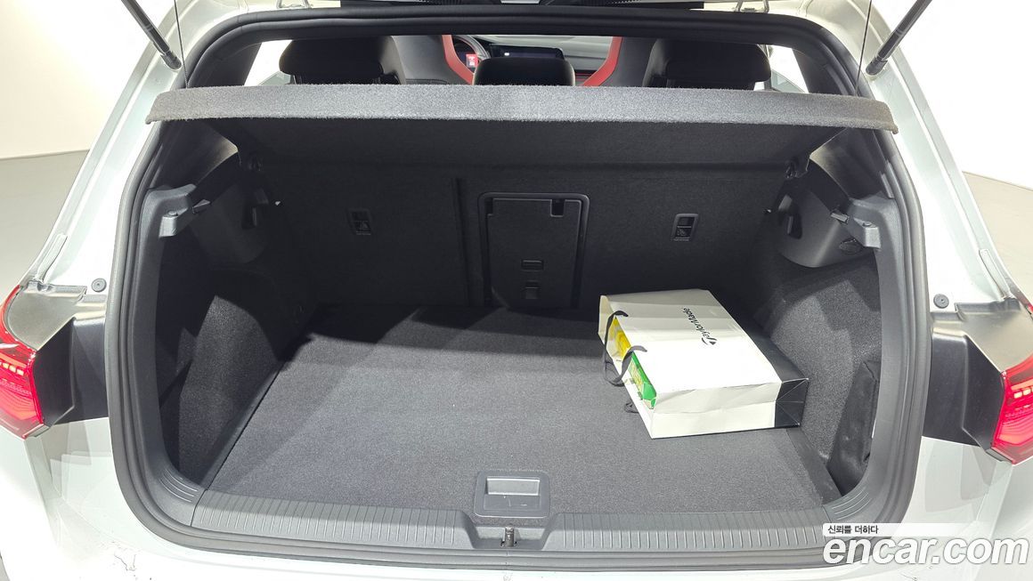 Volkswagen Golf 2024