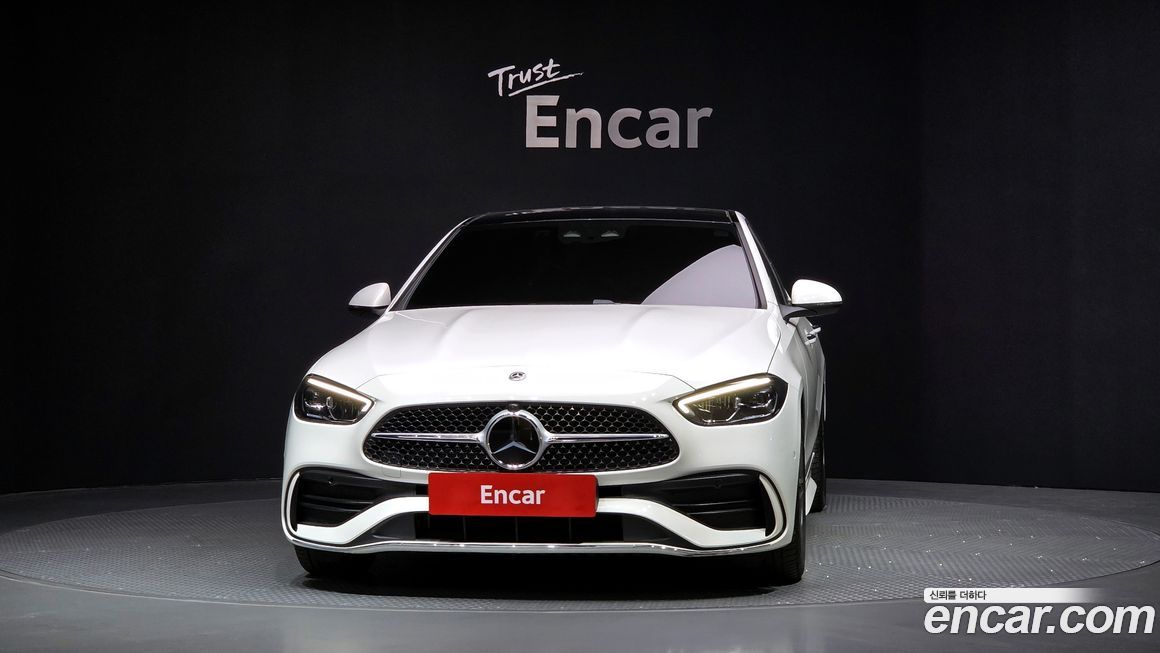 Mercedes-Benz C-Class 2025