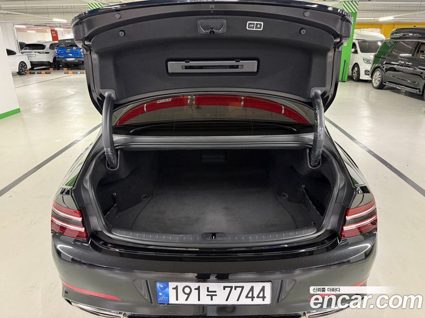 Genesis G80 2023