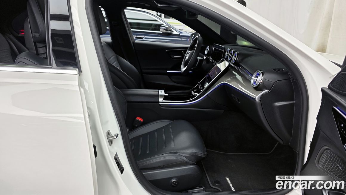 Mercedes-Benz C-Class 2025