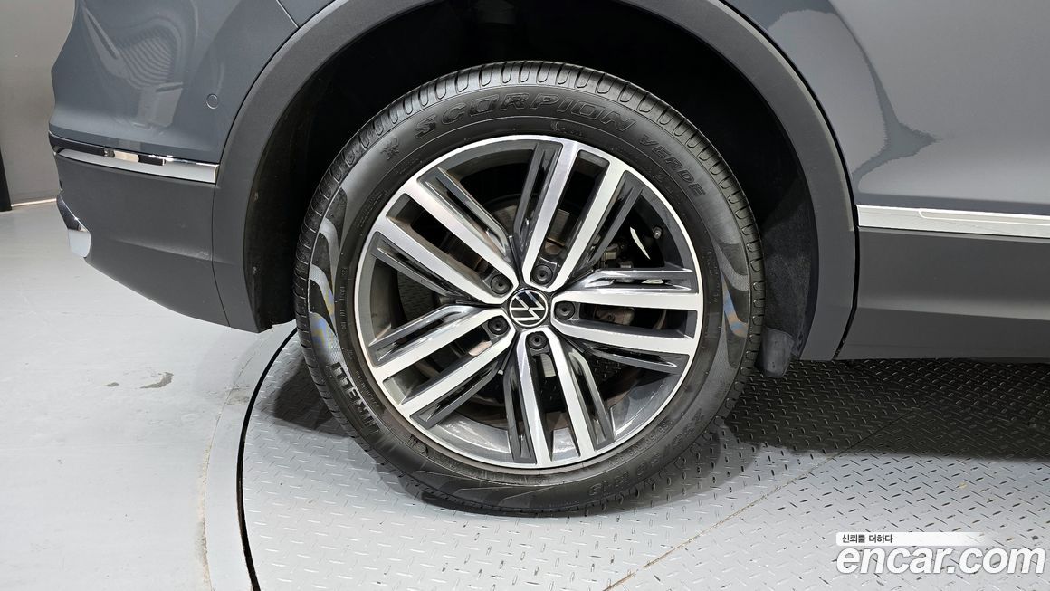 Volkswagen Tiguan 2024