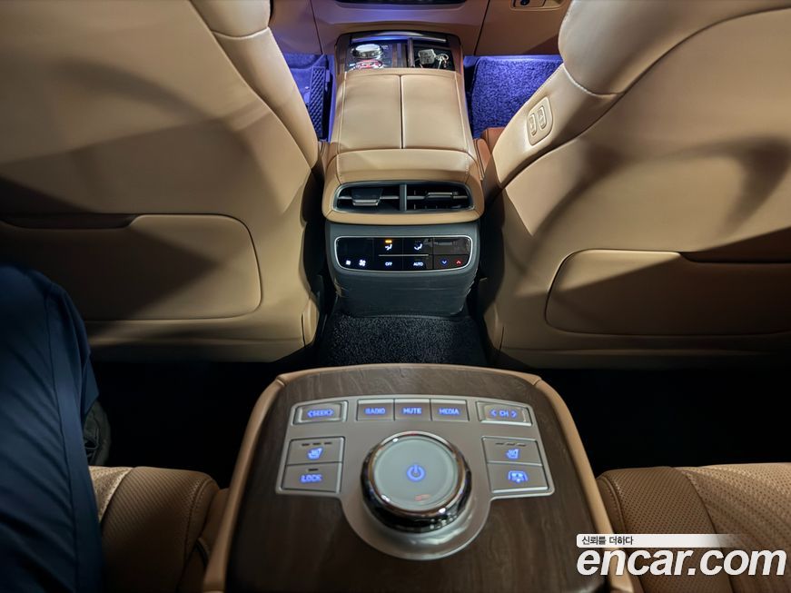 Genesis G80 2023