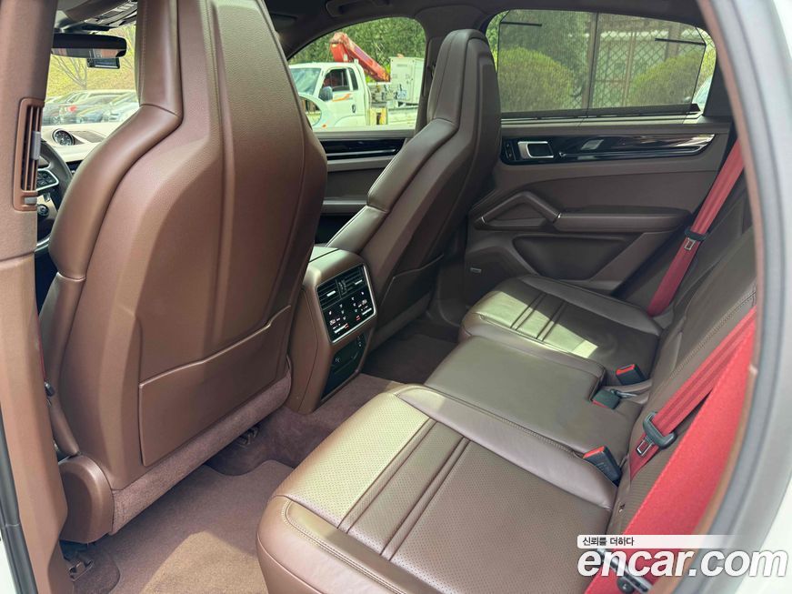 Porsche Cayenne 2020